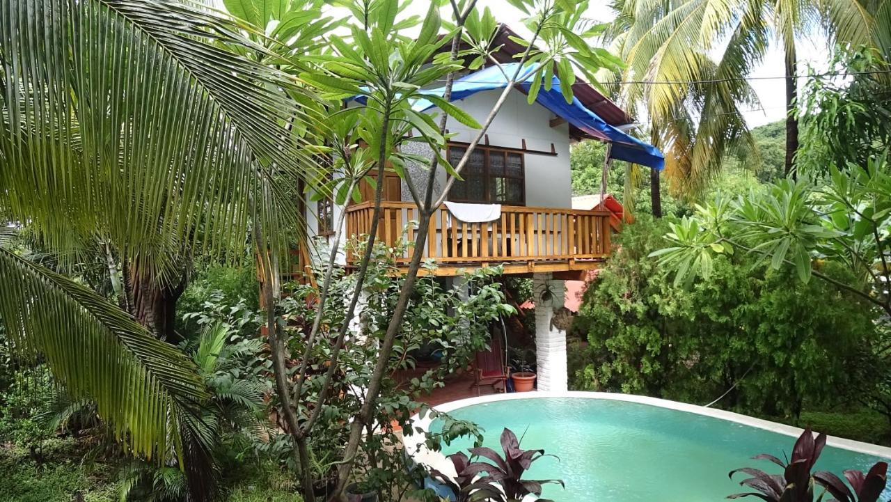 Casa de Colores El Zonte Exterior foto